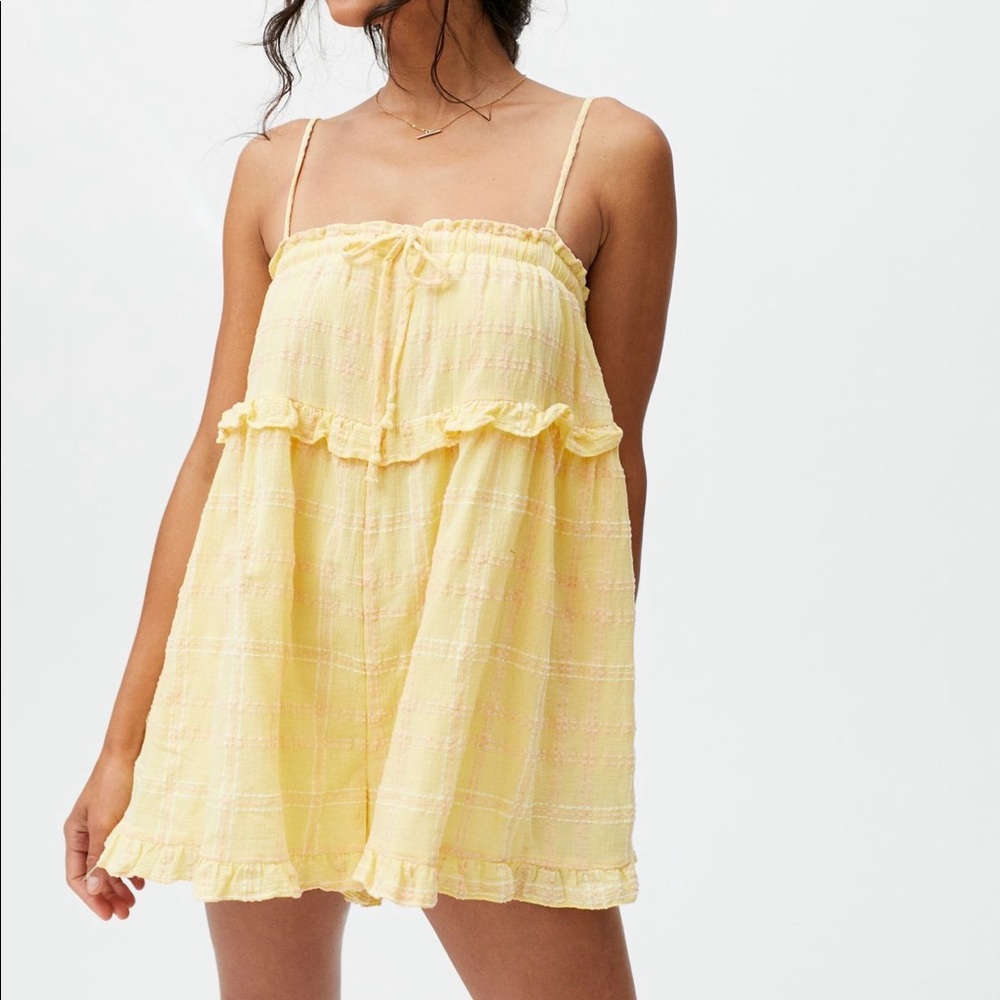 URBAN OUTFITTERS romper